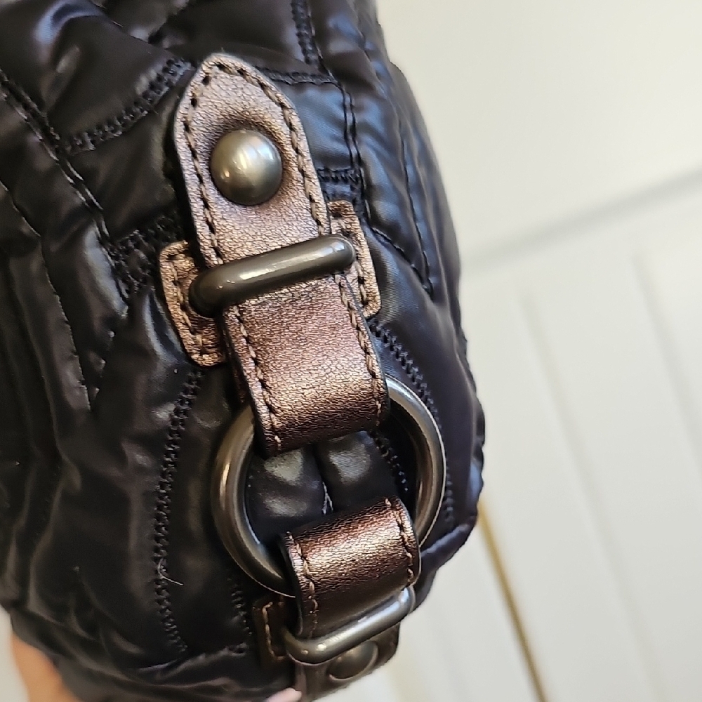Coach 2010 NWT Hamptons Ski Fur XL Hobo Bag Coyote Fur Trim Quilted Black - Picture 13 of 16